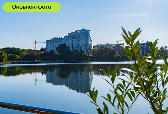 Оновлені фото житлового комплексу Parus на 10.10.2023