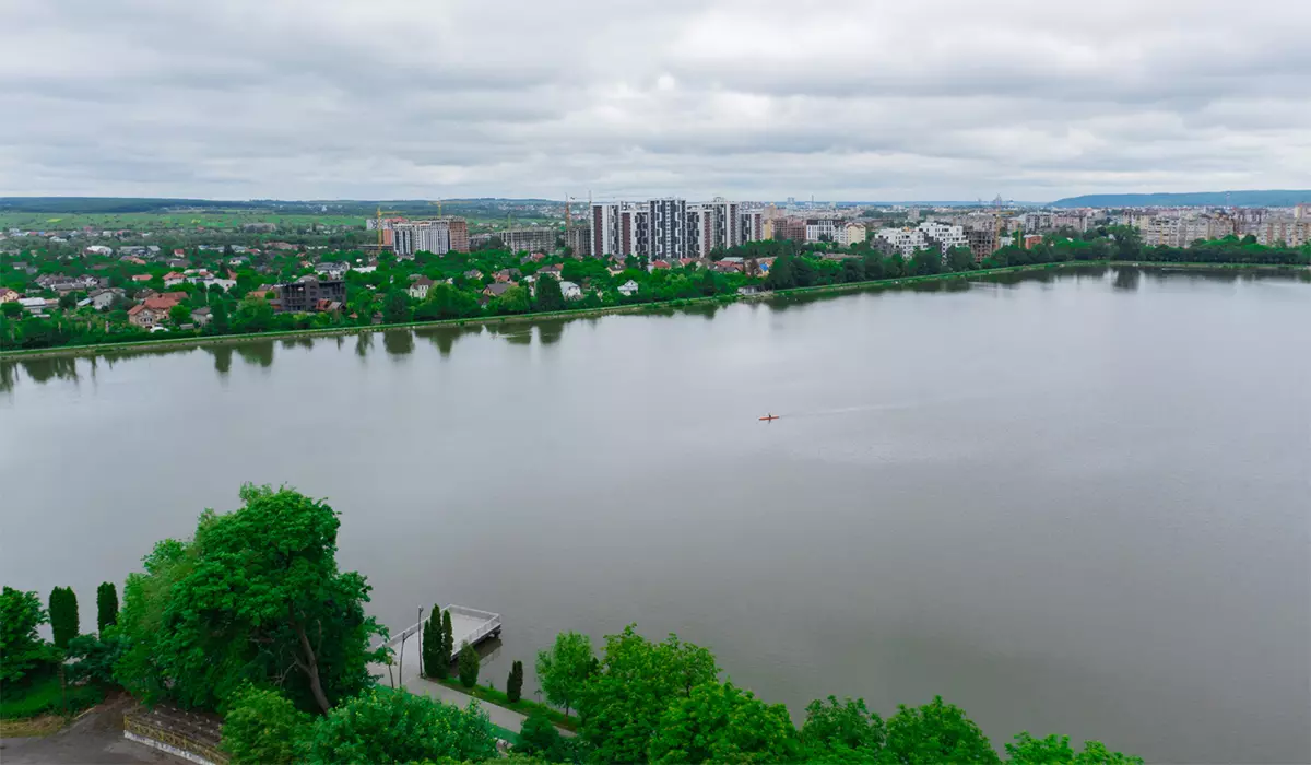 Оновлені фото житлового комплексу Parus на 13.06.2023