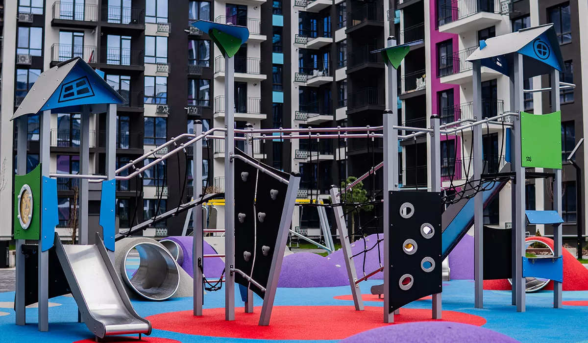 Стан будівництва житлового комплексу Family Plaza на 16.04.2025