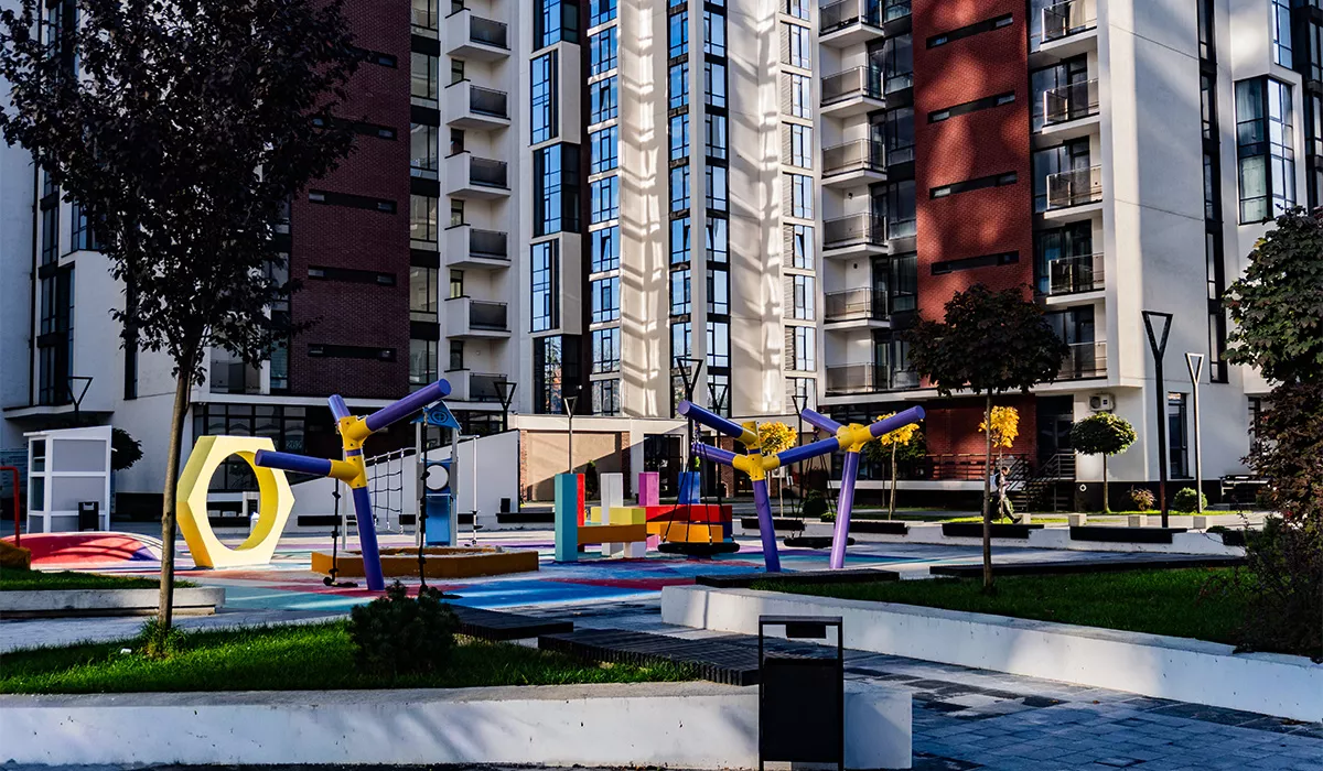 Оновлені фото сучасного району Manhattan станом на 20.10.2025