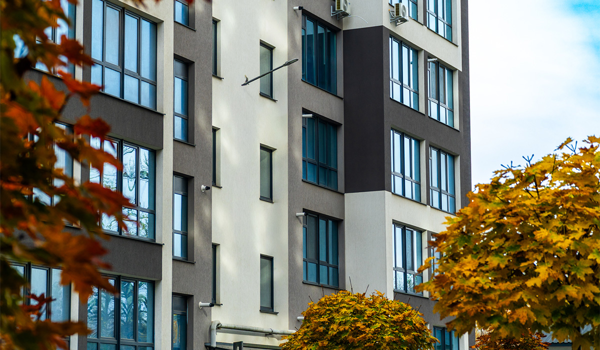 Оновлені фото житлового масиву «Паркова Алея» станом на 03.11.2025