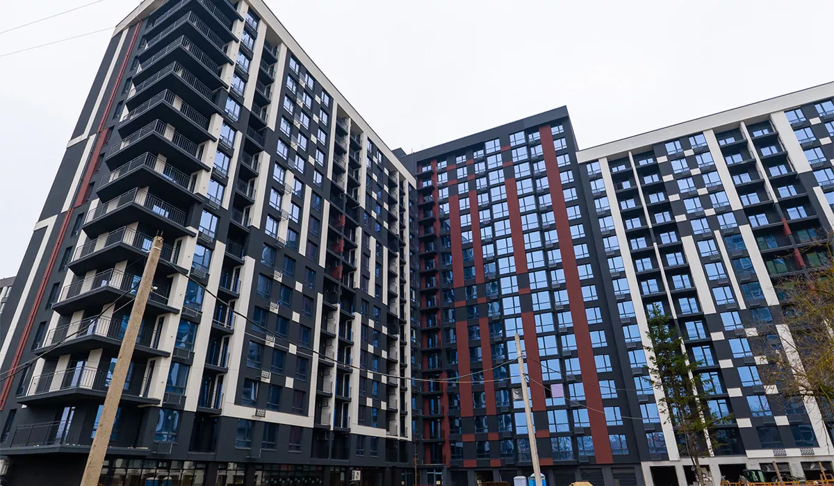 Оновлені фото житлового масиву «Паркова Алея» станом на 02.12.2025