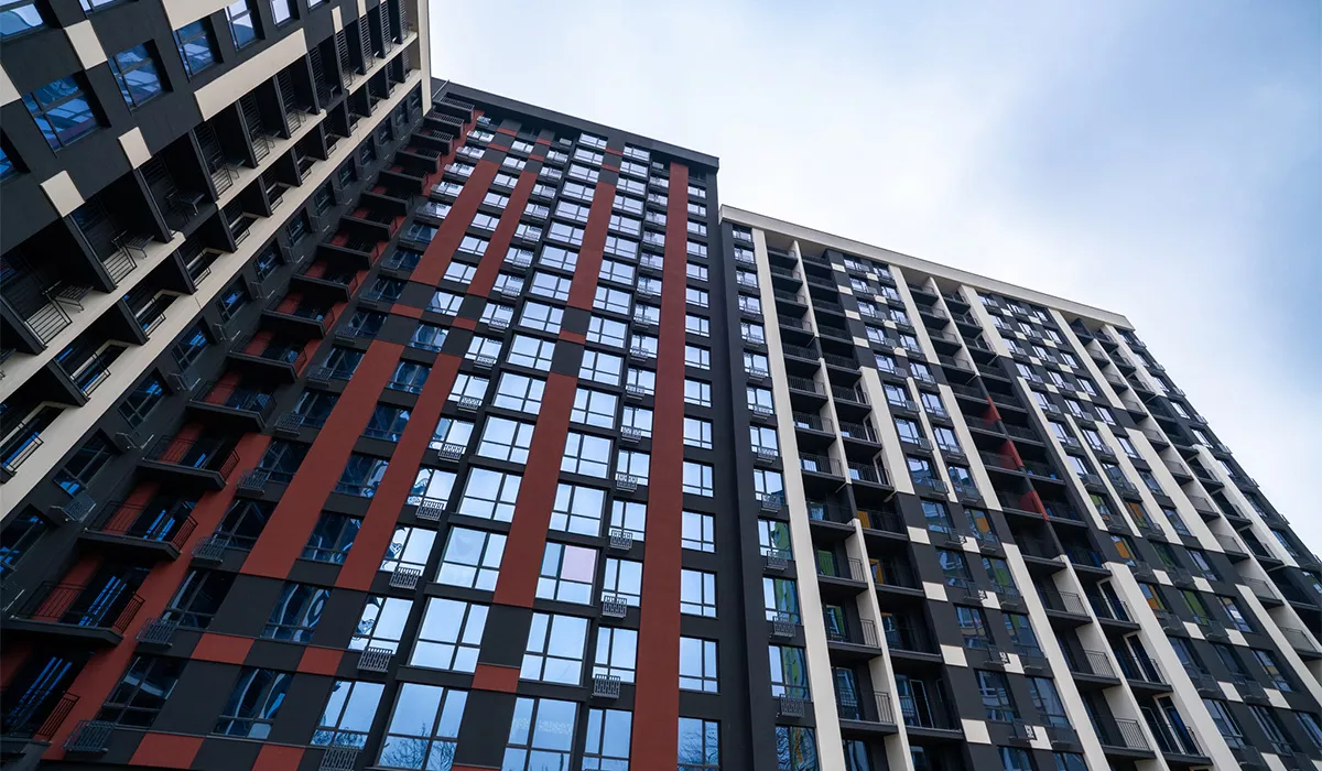 Оновлені фото житлового масиву «Паркова Алея» станом на 02.12.2025