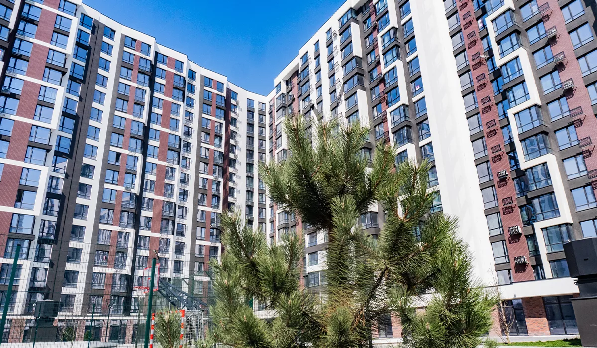 Оновлені фото житлового комплексу Manhattan на 25.03.2026