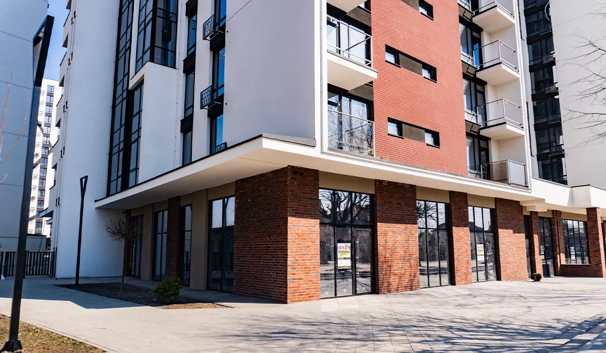 Оновлені фото житлового комплексу Manhattan на 25.03.2026